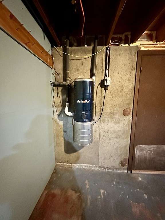 76 Americo Street Ludlow, MA 01056 - Photo 19 of 21 a bathroom with a shower