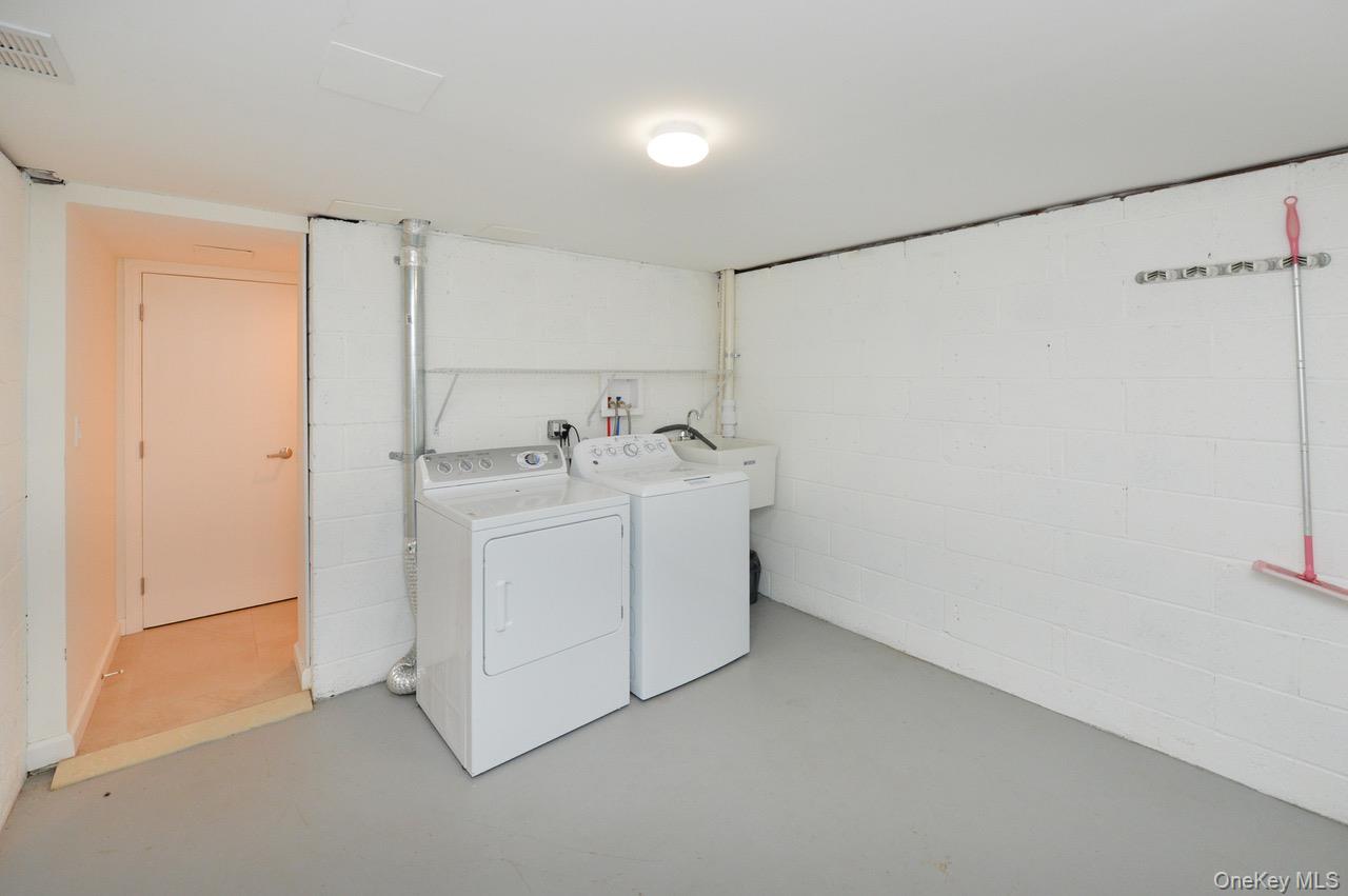 2 Augur Road Airmont, NY 10901 - Photo 34 of 34 a utility room with dryer and washer