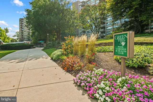 $255,000 | 1001 City Avenue, Unit EC107, Wynnewood, PA 19096