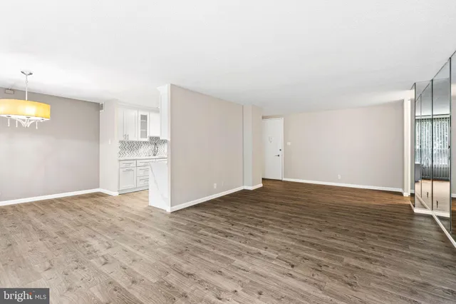 $255,000 | 1001 City Avenue, Unit EC107, Wynnewood, PA 19096