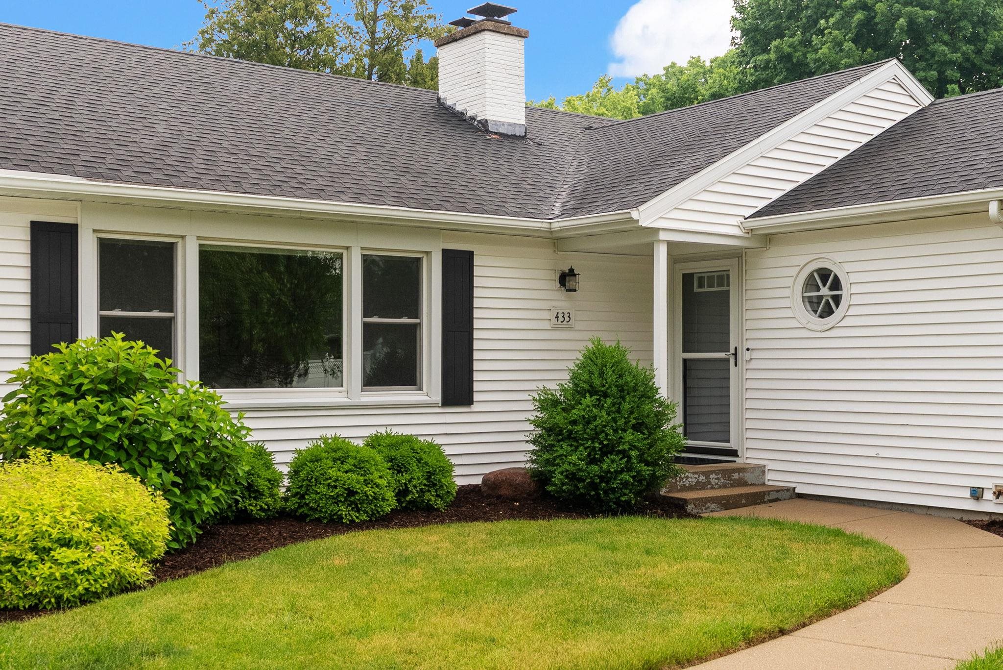 433 Seminole Road Janesville, WI 53545 - Photo 4 of 52