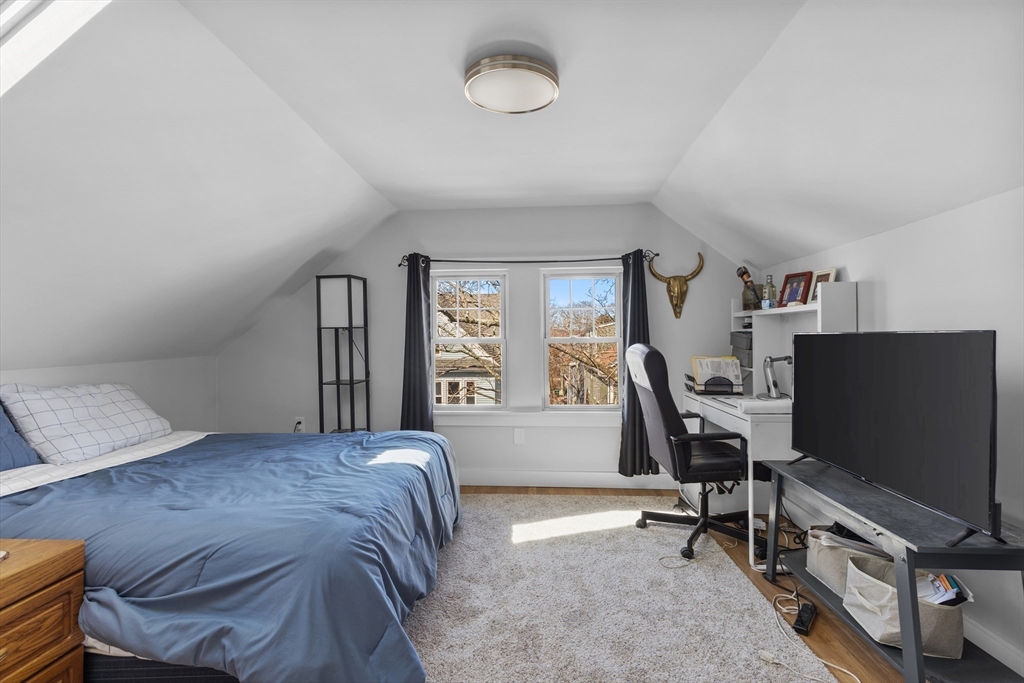 22 Harris Road Medford, MA 02155 - Photo 17 of 19 Gallery Image 17