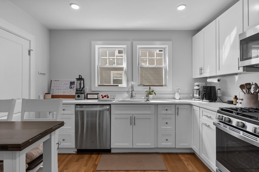 22 Harris Road Medford, MA 02155 - Photo 3 of 19 Gallery Image 3