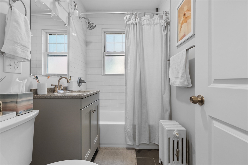22 Harris Road Medford, MA 02155 - Photo 5 of 19 Gallery Image 5