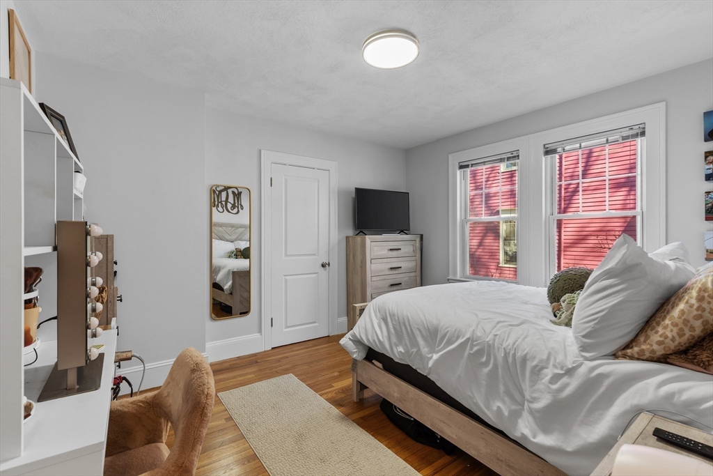 22 Harris Road Medford, MA 02155 - Photo 6 of 19 Gallery Image 6