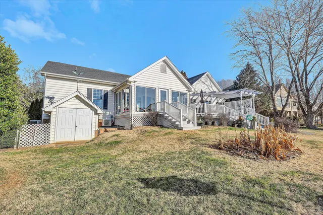 $499,900 | 395 Chestnut Creek Drive, Hardy, VA 24101