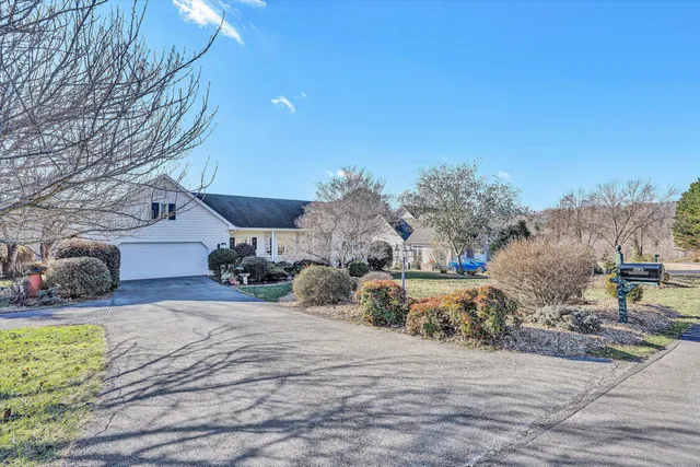 $499,900 | 395 Chestnut Creek Drive, Hardy, VA 24101