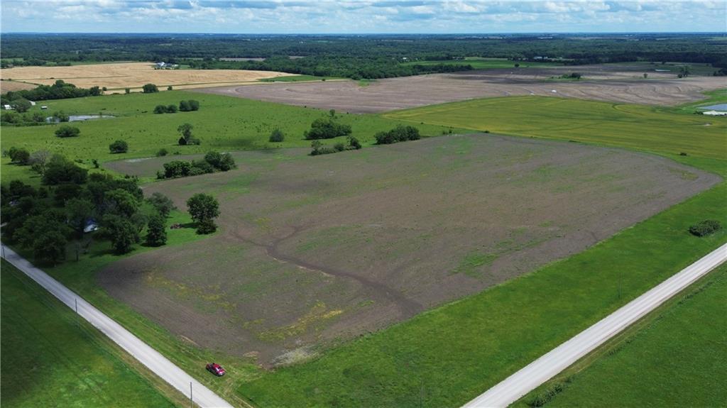 36475 407th Street Lane, KS 66042 - Photo 15 of 21