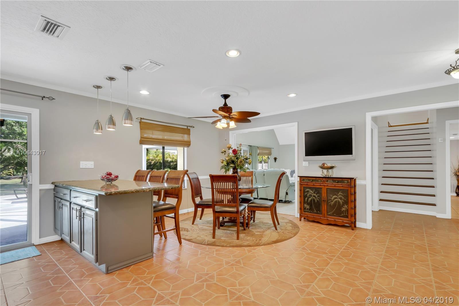 11619 165th Road North Jupiter, FL 33478 - Photo 12 of 35 Gallery Image 12