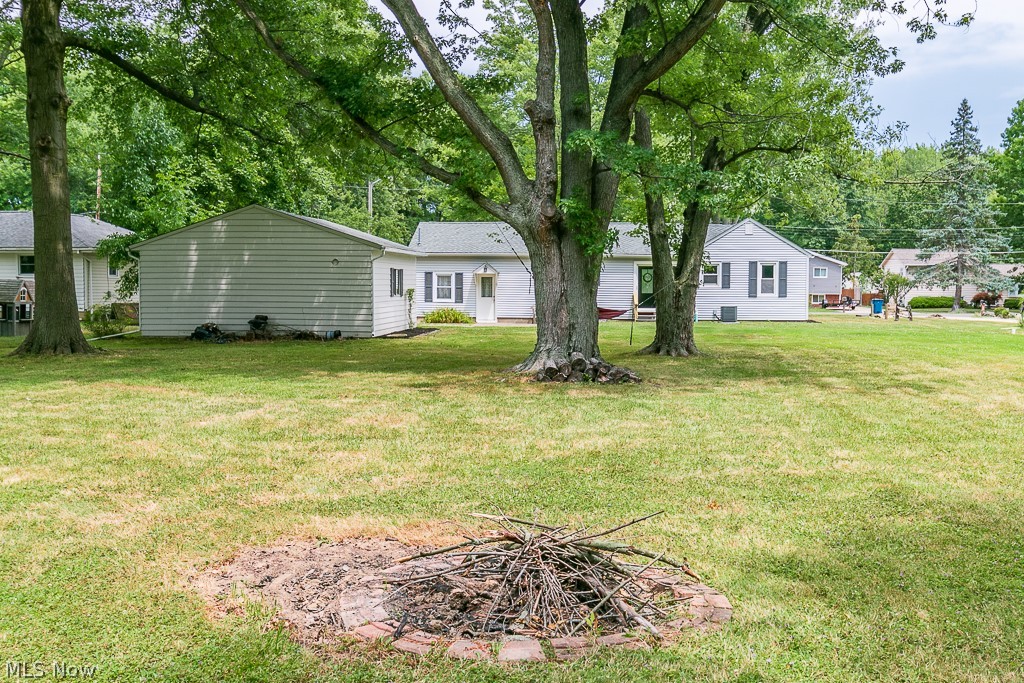 38488 Bell Road Willoughby, OH 44094 - Photo 14 of 22 View of yard