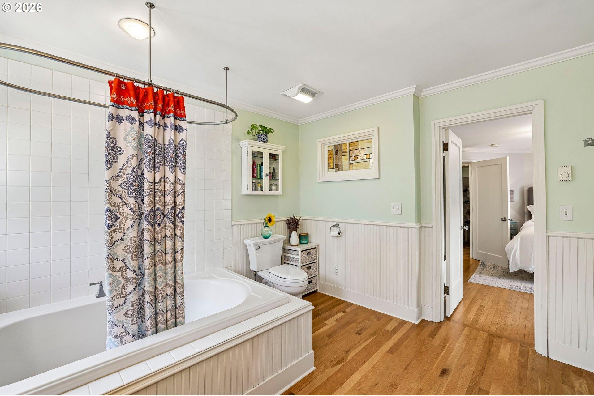 2747 Northwest Raleigh Street, Unit 2 Portland, OR 97210 - Photo 30 of 40 Gallery Image 30