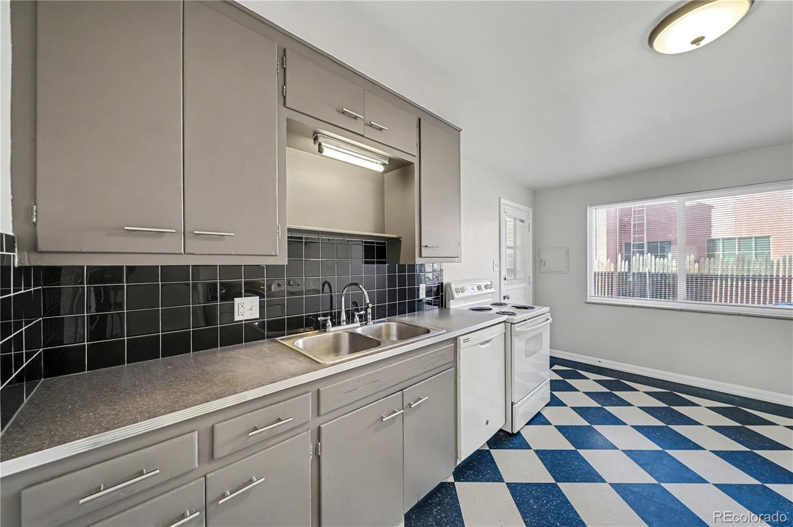 1461 Jasmine Street, Unit 2 Denver, CO 80220 - Photo 4 of 10