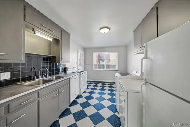 $1,945 | 1461 Jasmine Street, Unit 2, Denver, CO 80220