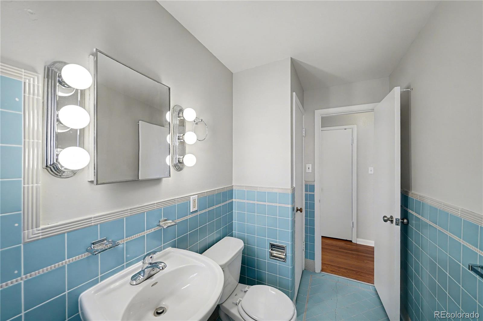 1461 Jasmine Street, Unit 2 Denver, CO 80220 - Photo 8 of 10