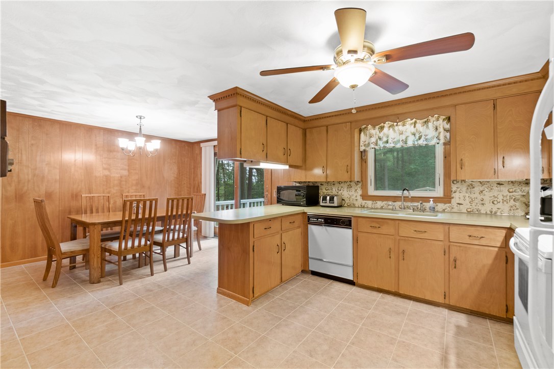 316 Hopkins Hill Road Coventry, RI 02816 - Photo 7 of 35 Gallery Image 7