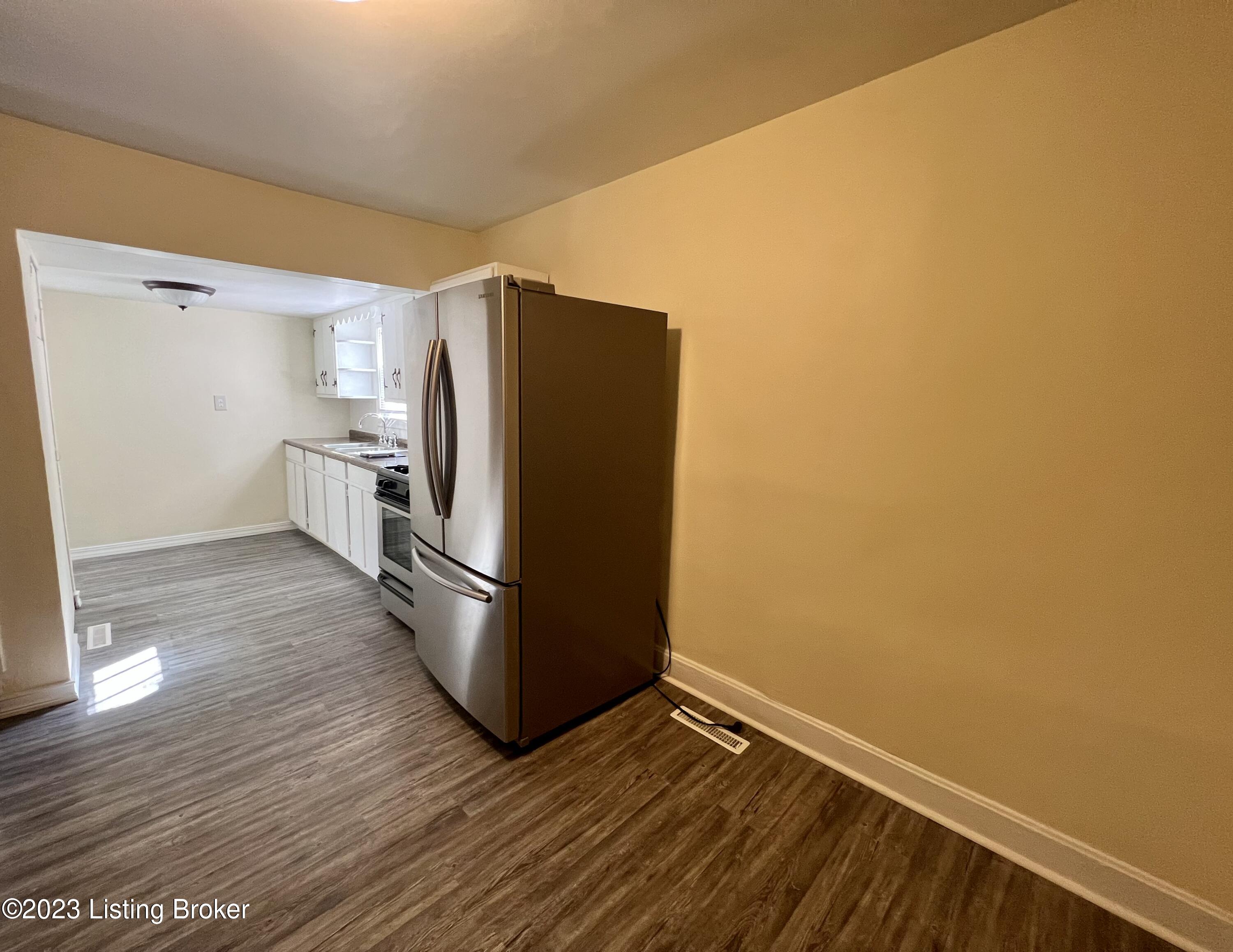 3310 Farnsley Road Louisville, KY 40216 - Photo 12 of 17 IMG_E4202