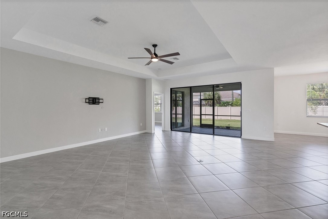 11368 Canopy Loop Fort Myers, FL 33913 - Photo 5 of 45 Gallery Image 5