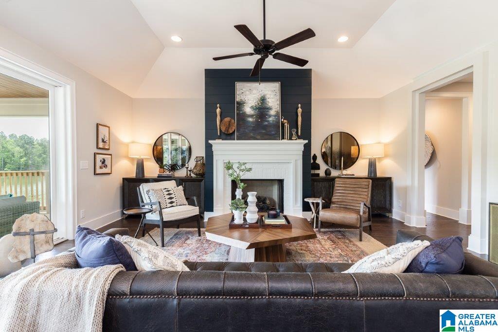 2084 Blackridge Road Birmingham, AL 35244 - Photo 5 of 26