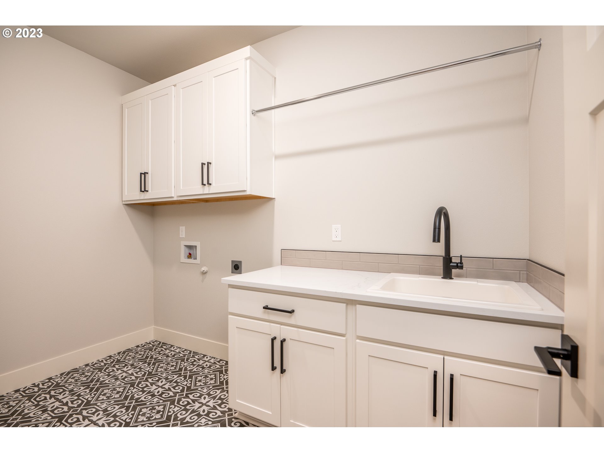 37772 Southeast Olson Street Sandy, OR 97055 - Photo 29 of 32 a kitchen with a sink cabinets and appliances