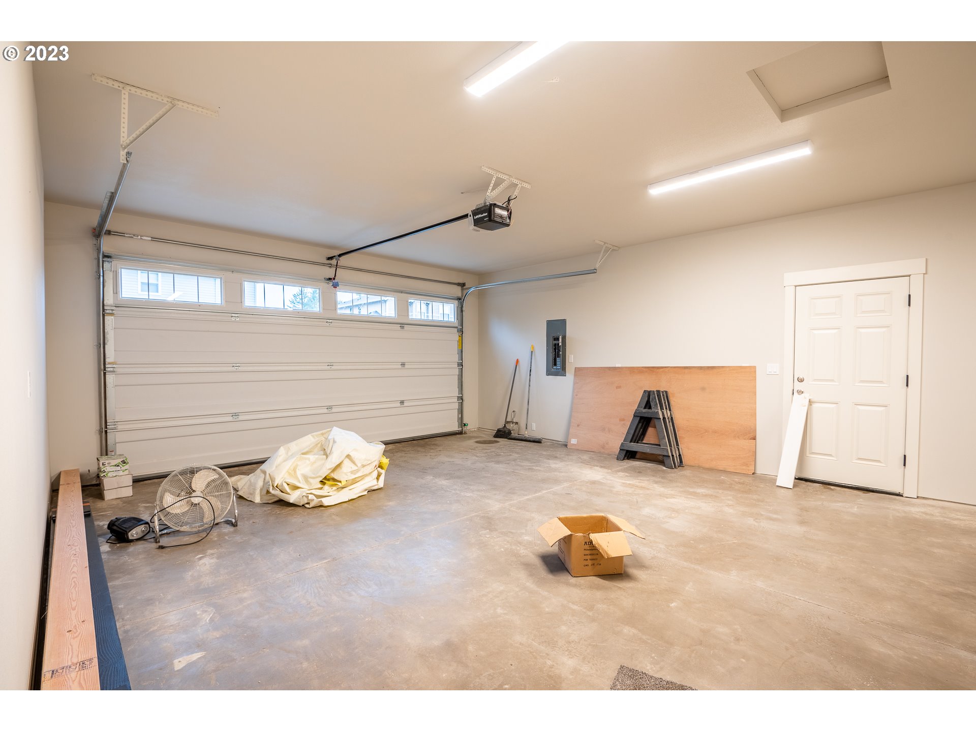 37772 Southeast Olson Street Sandy, OR 97055 - Photo 30 of 32 a view of a room with toys and wooden floor