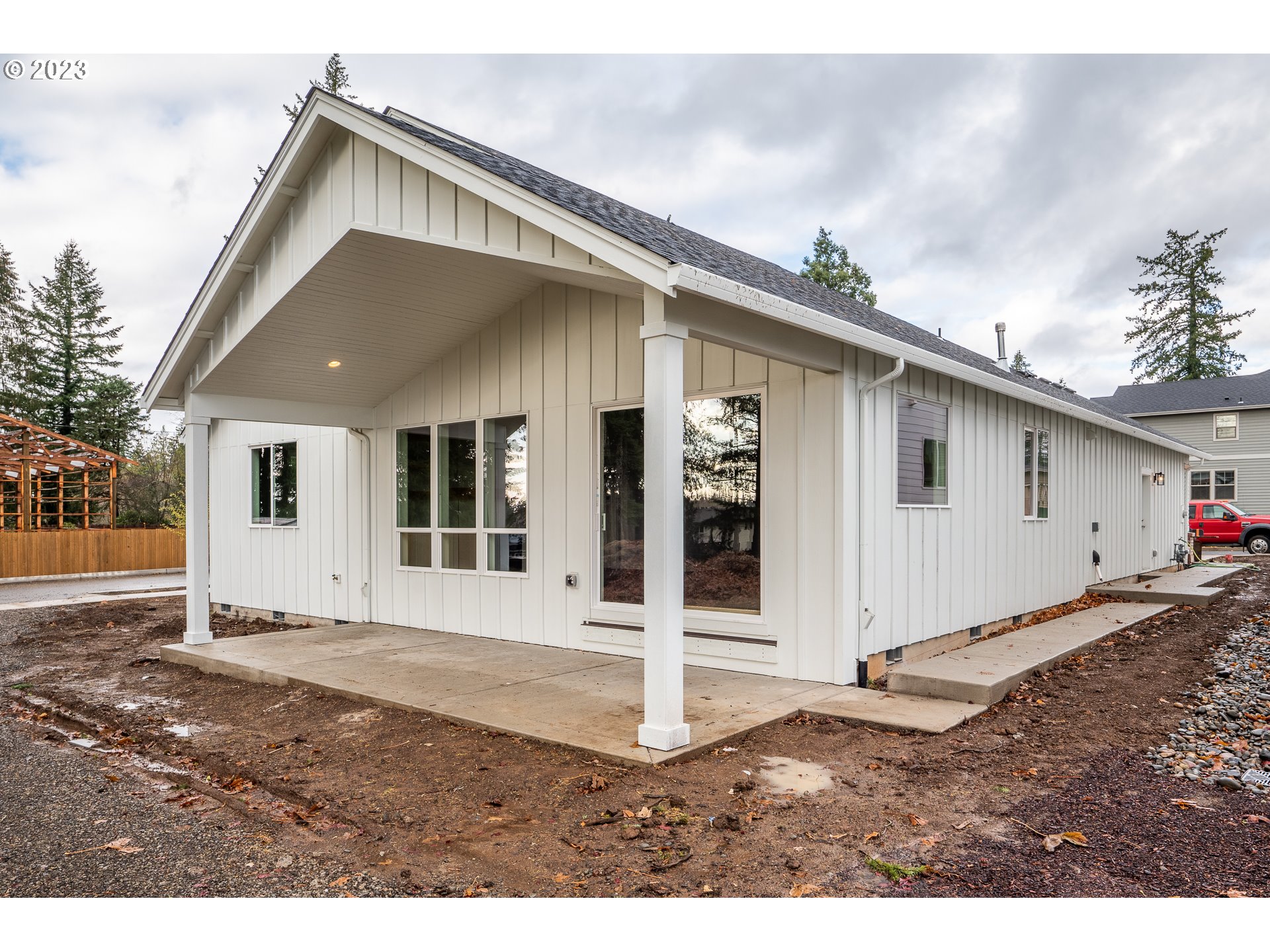 37772 Southeast Olson Street Sandy, OR 97055 - Photo 31 of 32 a backyard of a house