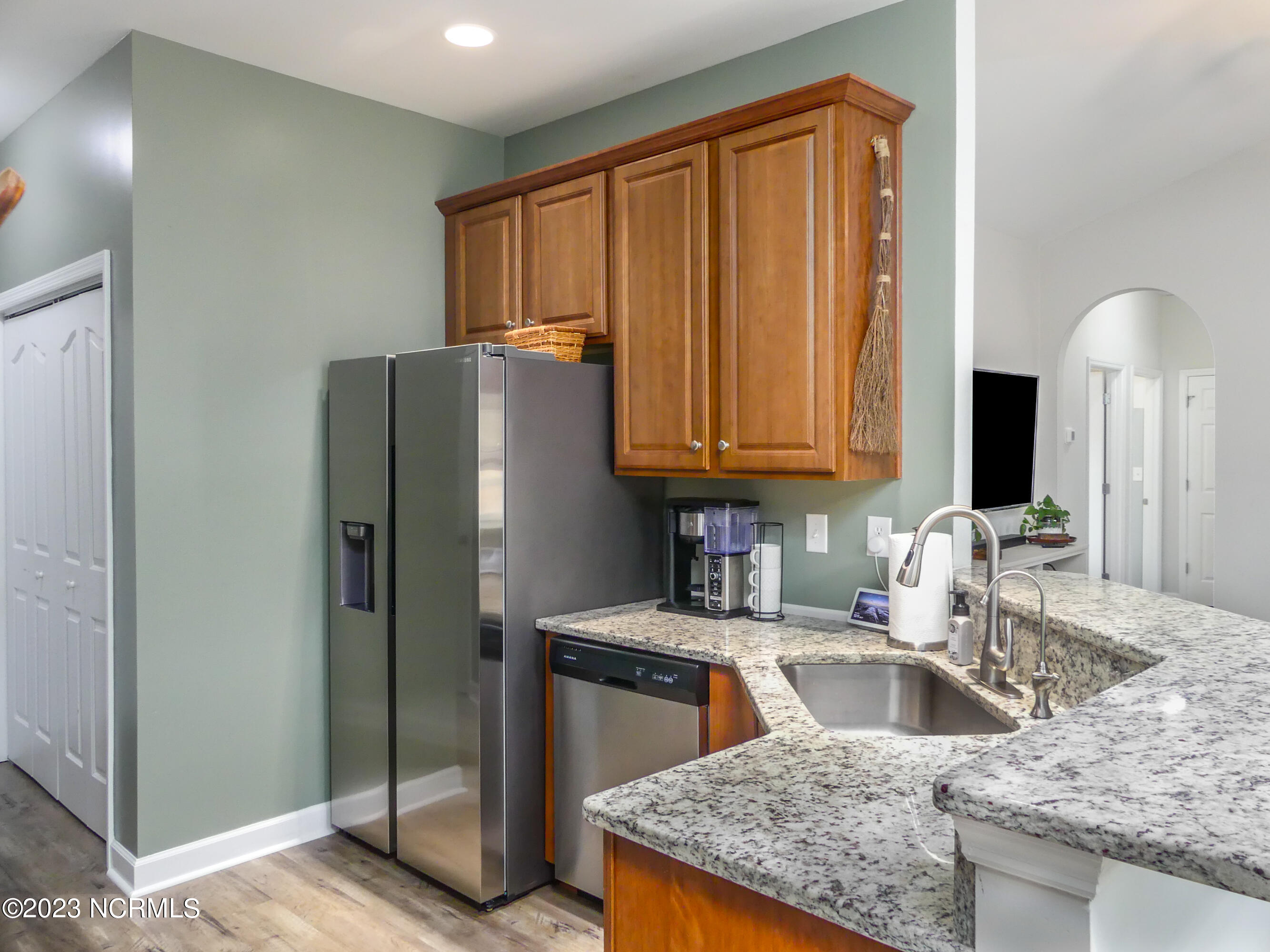 113 Boysenberry Fields Road Maple Hill, NC 28454 - Photo 12 of 30 Kitchen