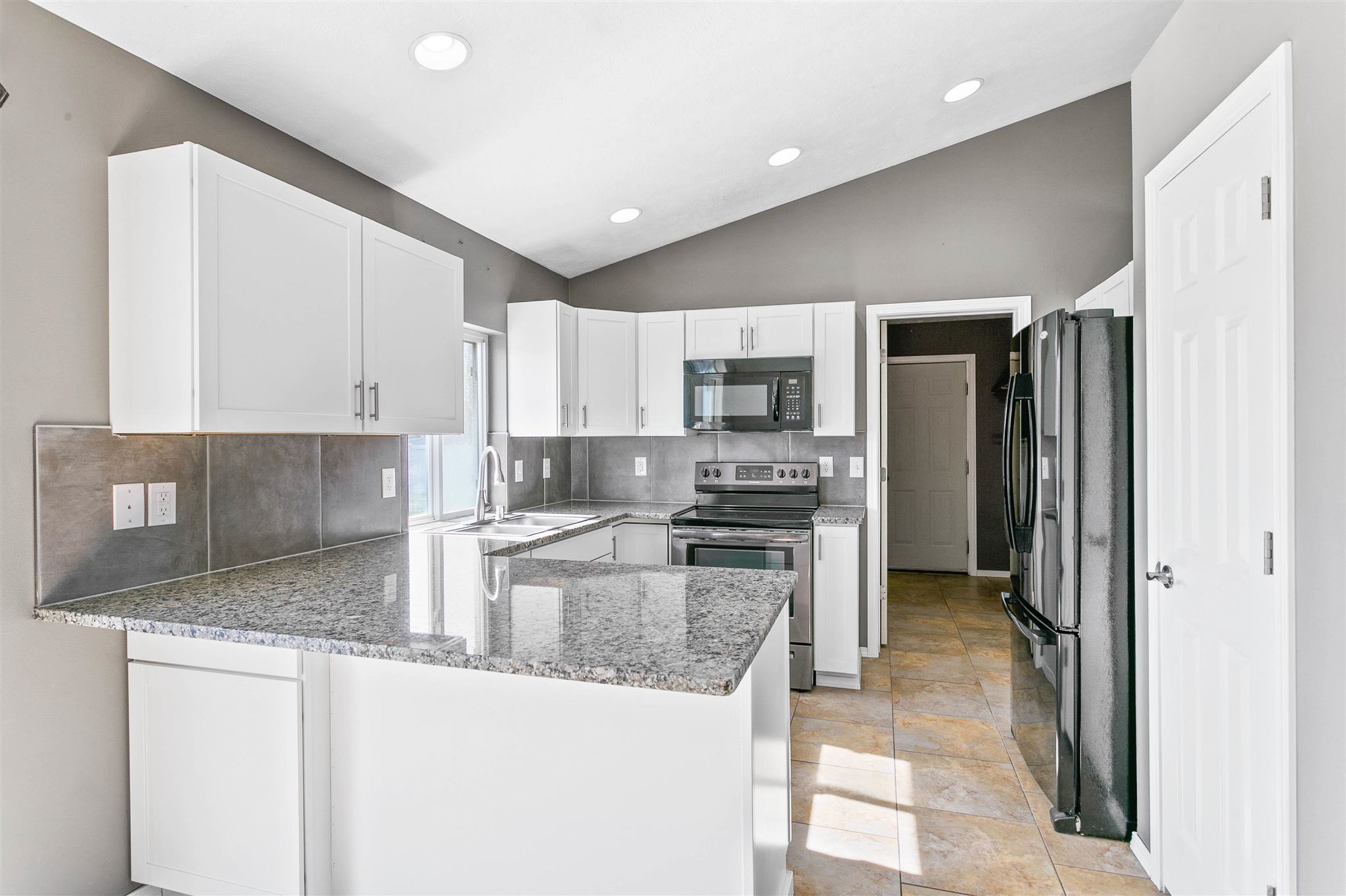 17512 North Addison Court Colbert, WA 99005 - Photo 8 of 35