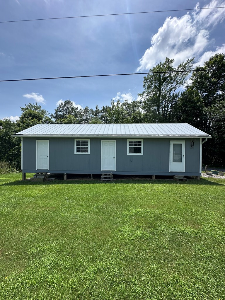 2020 Red Oak Rdg Road Jewell Ridge, VA 24622 - Photo 5 of 14 Gallery Image 5