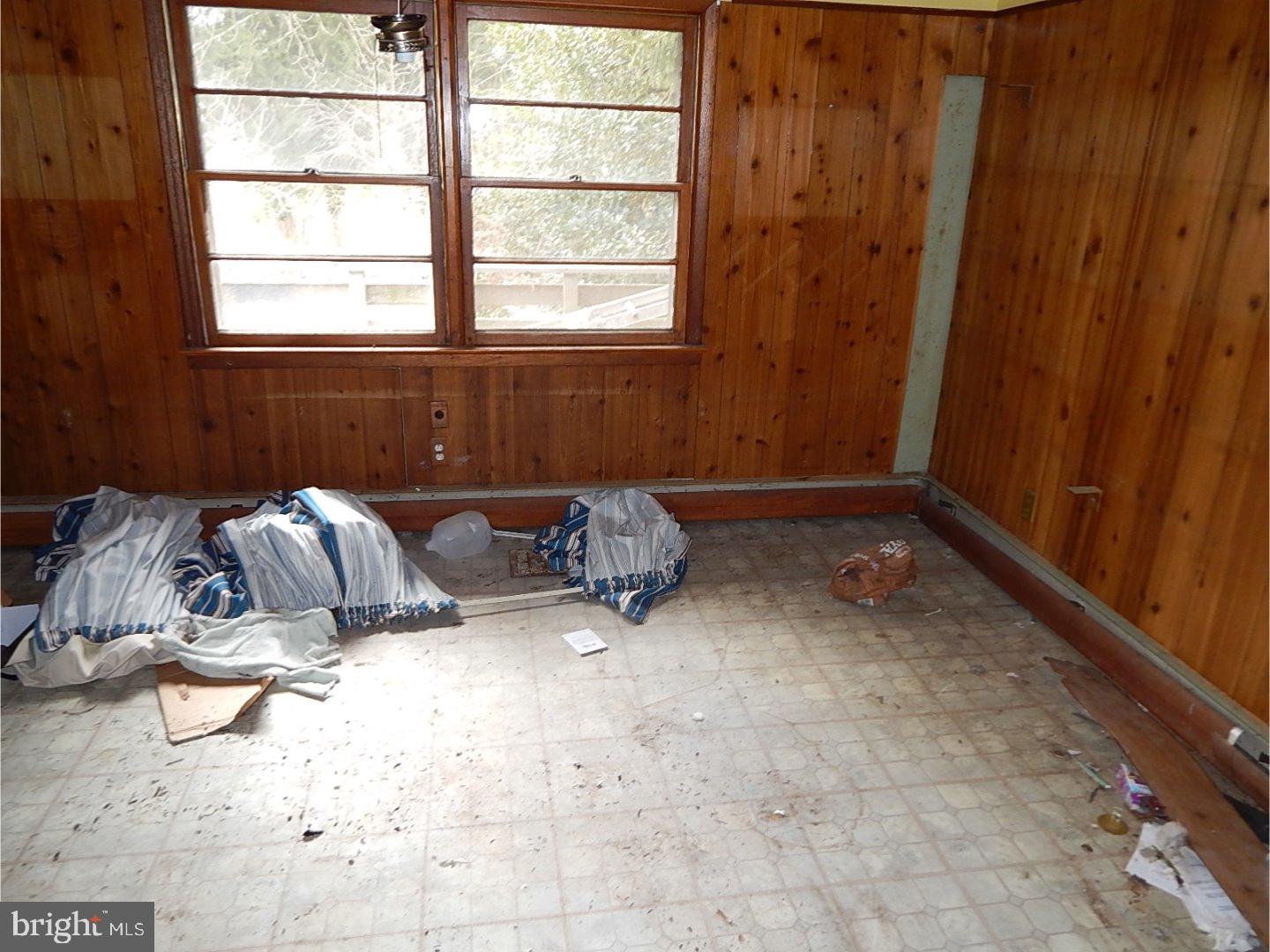 1052 Province Line Road Allentown, NJ 08501 - Photo 5 of 13 Gallery Image 5