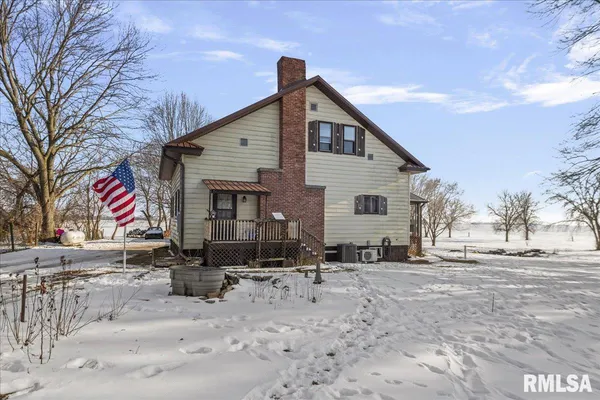 $219,900 | 888 East Erie Street, Palmer, IL 62556