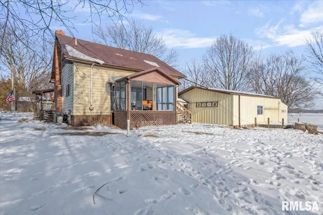$219,900 | 888 East Erie Street, Palmer, IL 62556