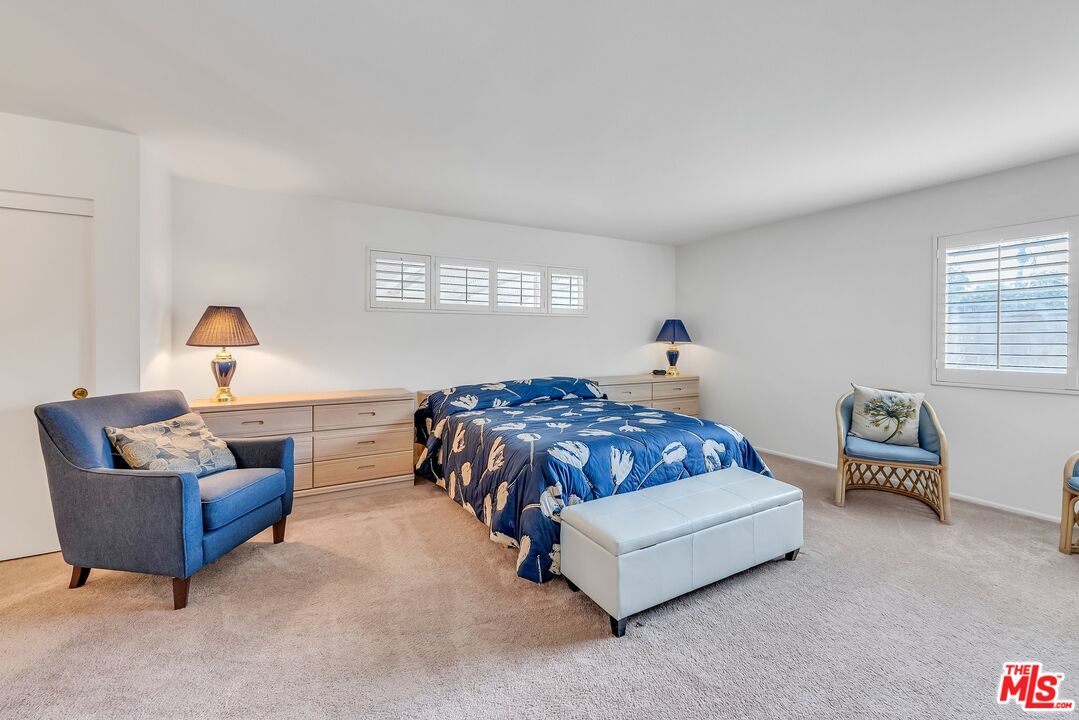 2774 Monticello Road Claremont, CA 91711 - Photo 21 of 34 a bedroom with bed and window