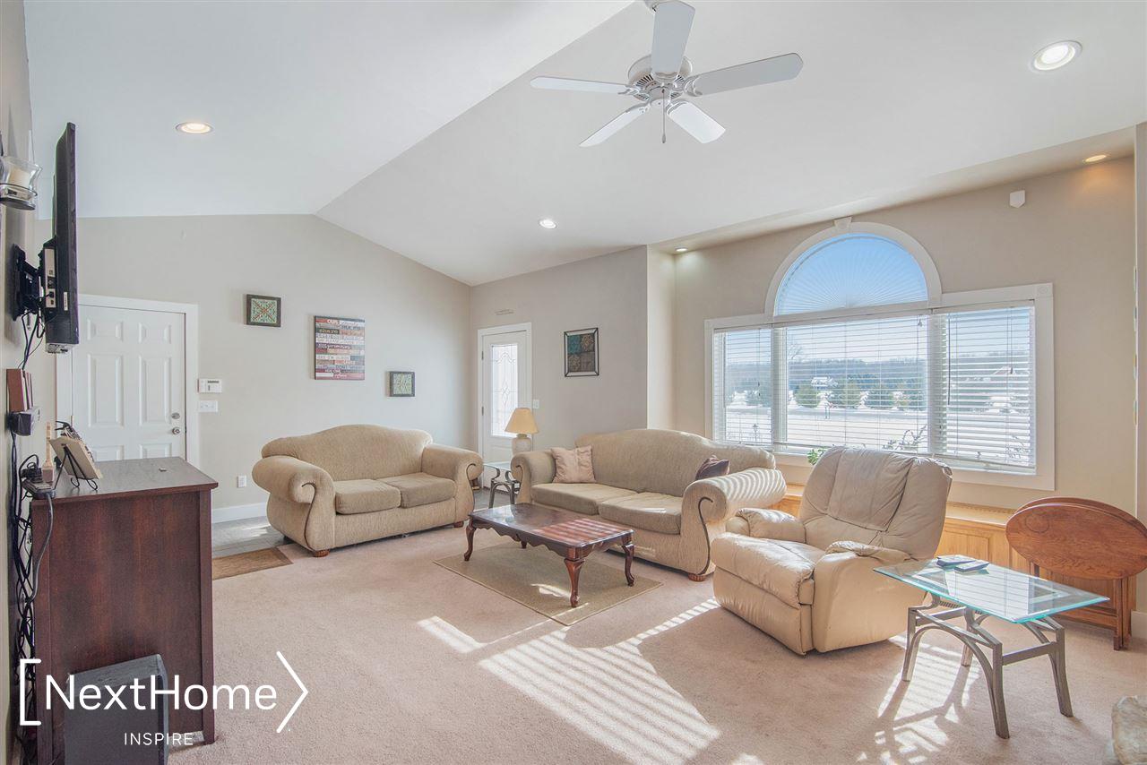 11252 Potter Road Flushing, MI 48433 - Photo 8 of 37