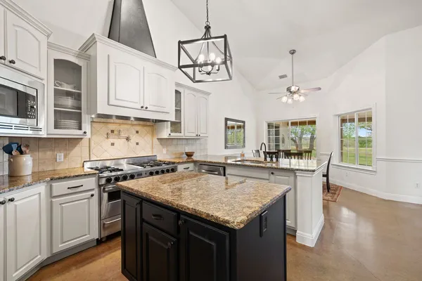 $945,000 | 744 Bartlett Drive West, Buda, TX 78610