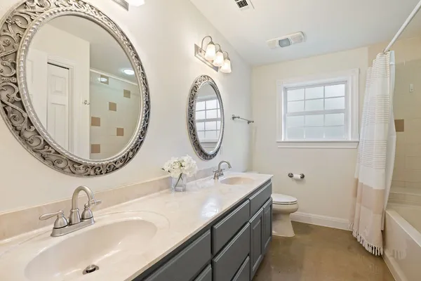 $945,000 | 744 Bartlett Drive West, Buda, TX 78610