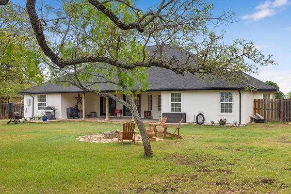 $945,000 | 744 Bartlett Drive West, Buda, TX 78610