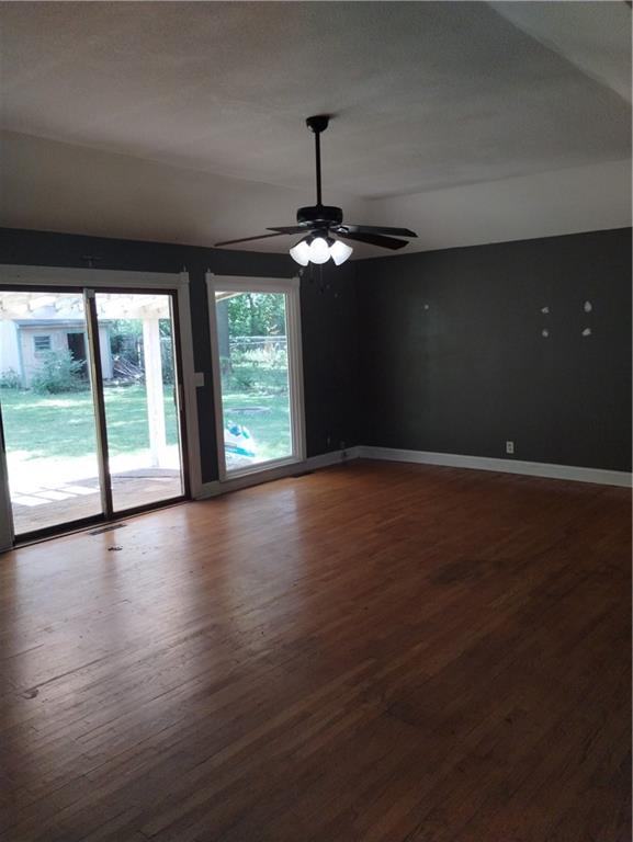 16405 Spring Valley Road Belton, MO 64012 - Photo 11 of 24 Gallery Image 11