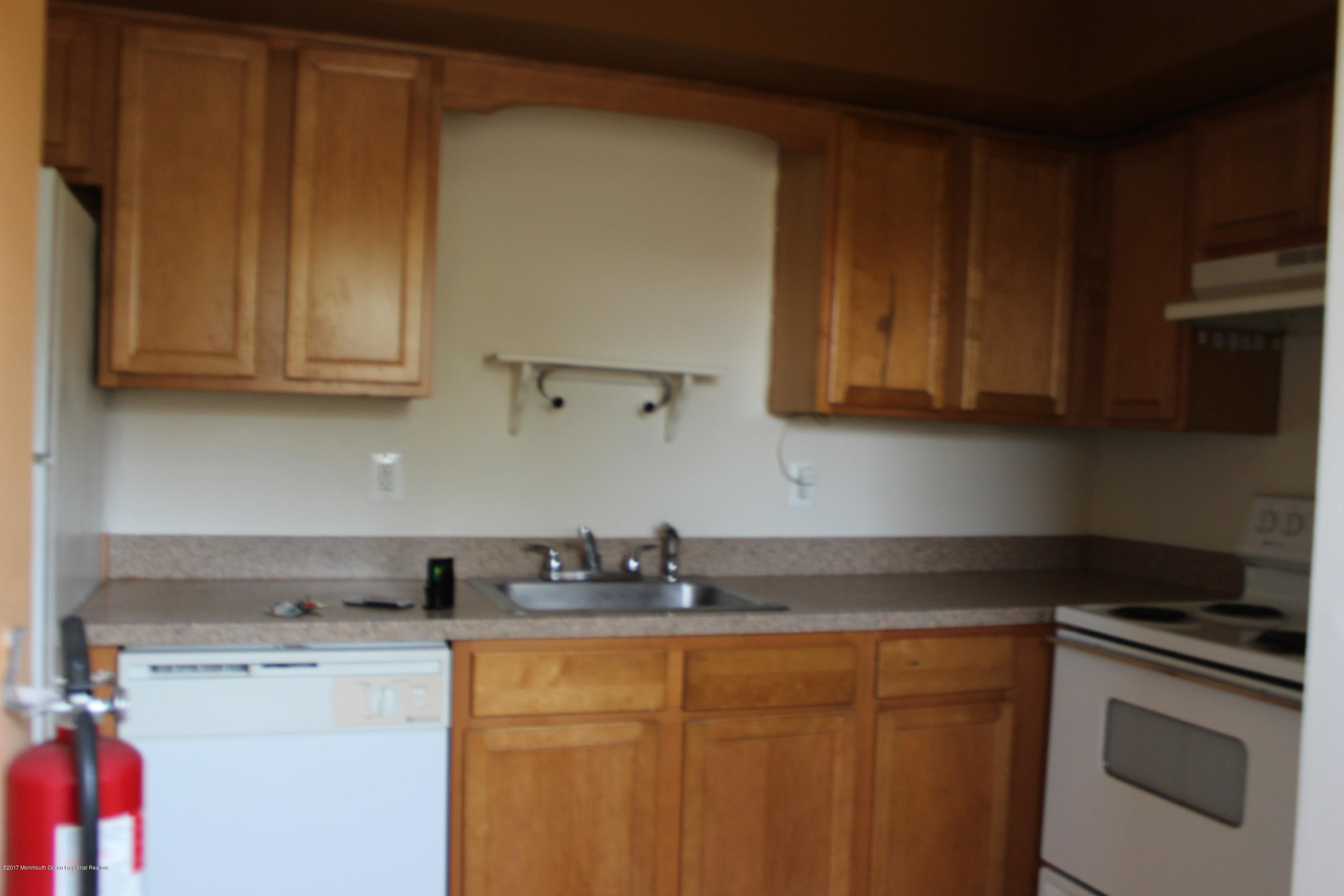188 A Sawmill Road, Unit 491 Brick, NJ 08724 - Photo 2 of 7 IMG_8372