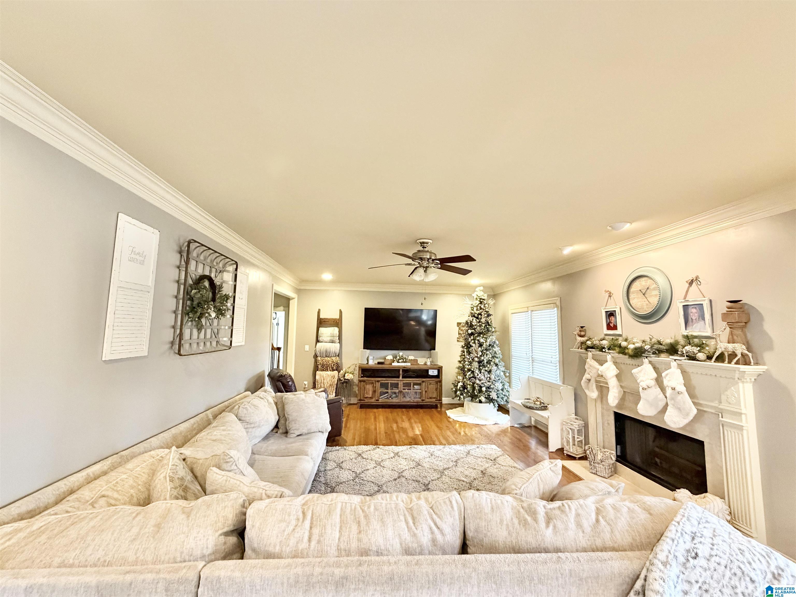 900 Timberline Circle Calera, AL 35040 - Photo 5 of 53