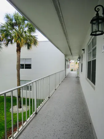 $179,000 | 557 Burgundy L, Delray Beach, FL 33484