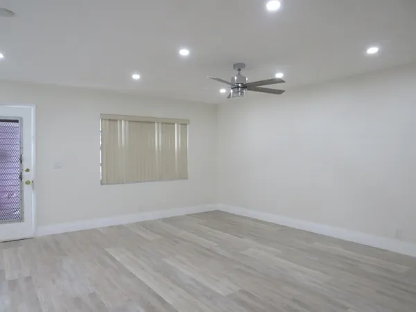 $179,000 | 557 Burgundy L, Delray Beach, FL 33484