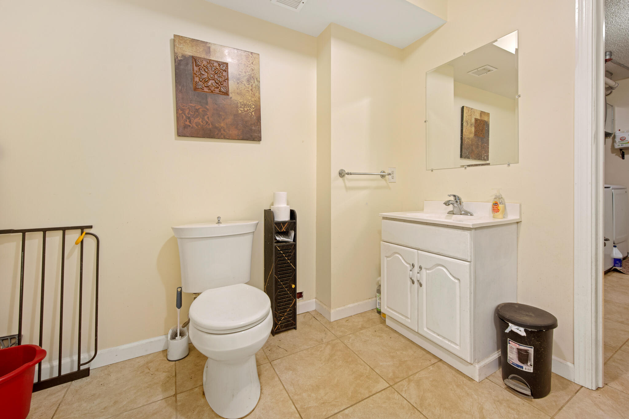 173 County Woods Road Newport, ME 04953 - Photo 16 of 50 First Floor Half Bath