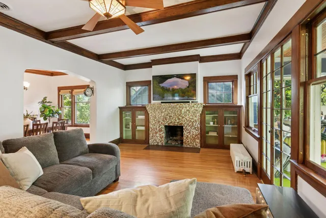 $1,175,000 | 2833 Irving Avenue South, Minneapolis, MN 55408