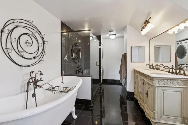 $1,175,000 | 2833 Irving Avenue South, Minneapolis, MN 55408