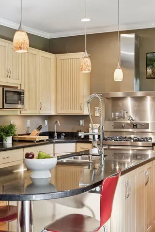 $1,175,000 | 2833 Irving Avenue South, Minneapolis, MN 55408