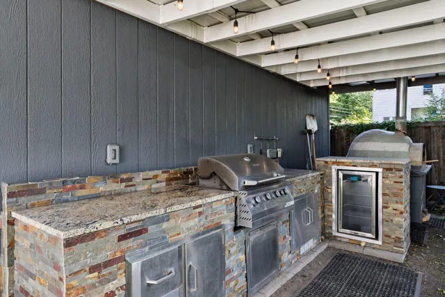 $1,175,000 | 2833 Irving Avenue South, Minneapolis, MN 55408