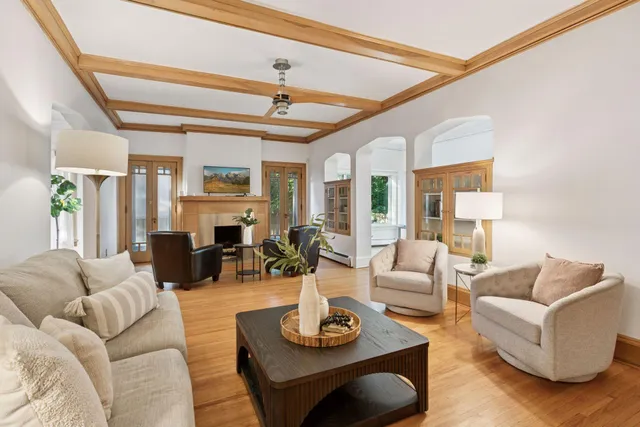 $1,175,000 | 2833 Irving Avenue South, Minneapolis, MN 55408