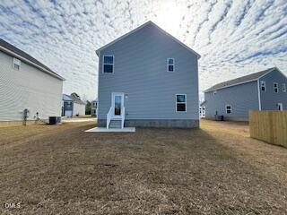 41 Stout Landing Dunn, NC 28334 - Photo 5 of 33 a view of a house with backyard