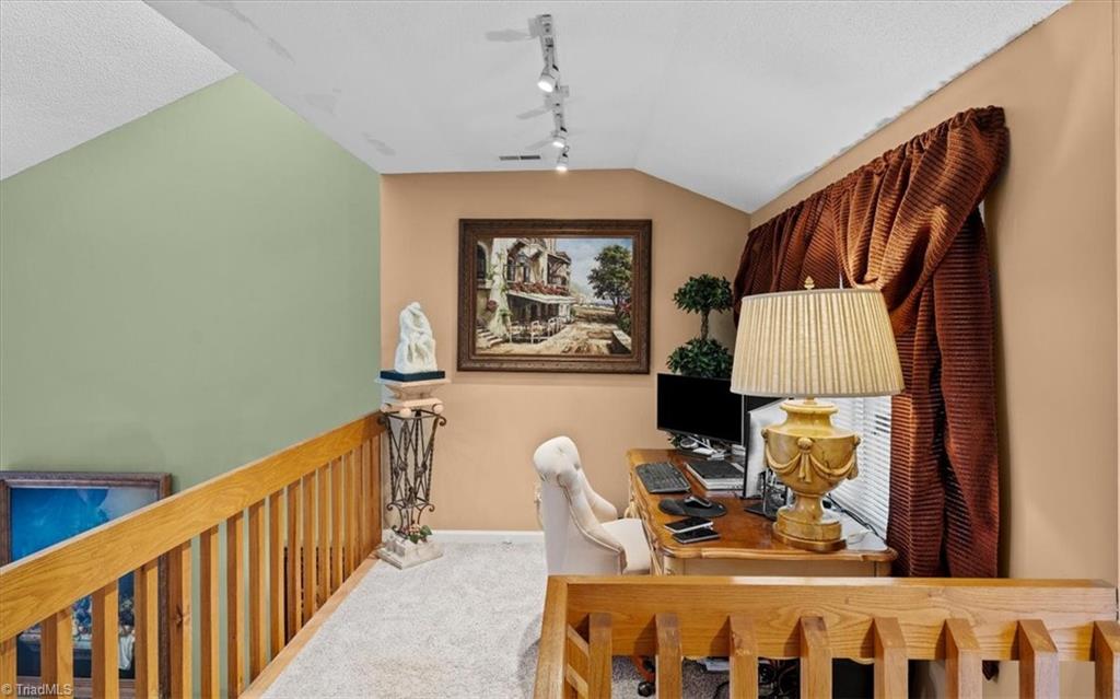 2016 Ledford Road Greensboro, NC 27406 - Photo 27 of 49