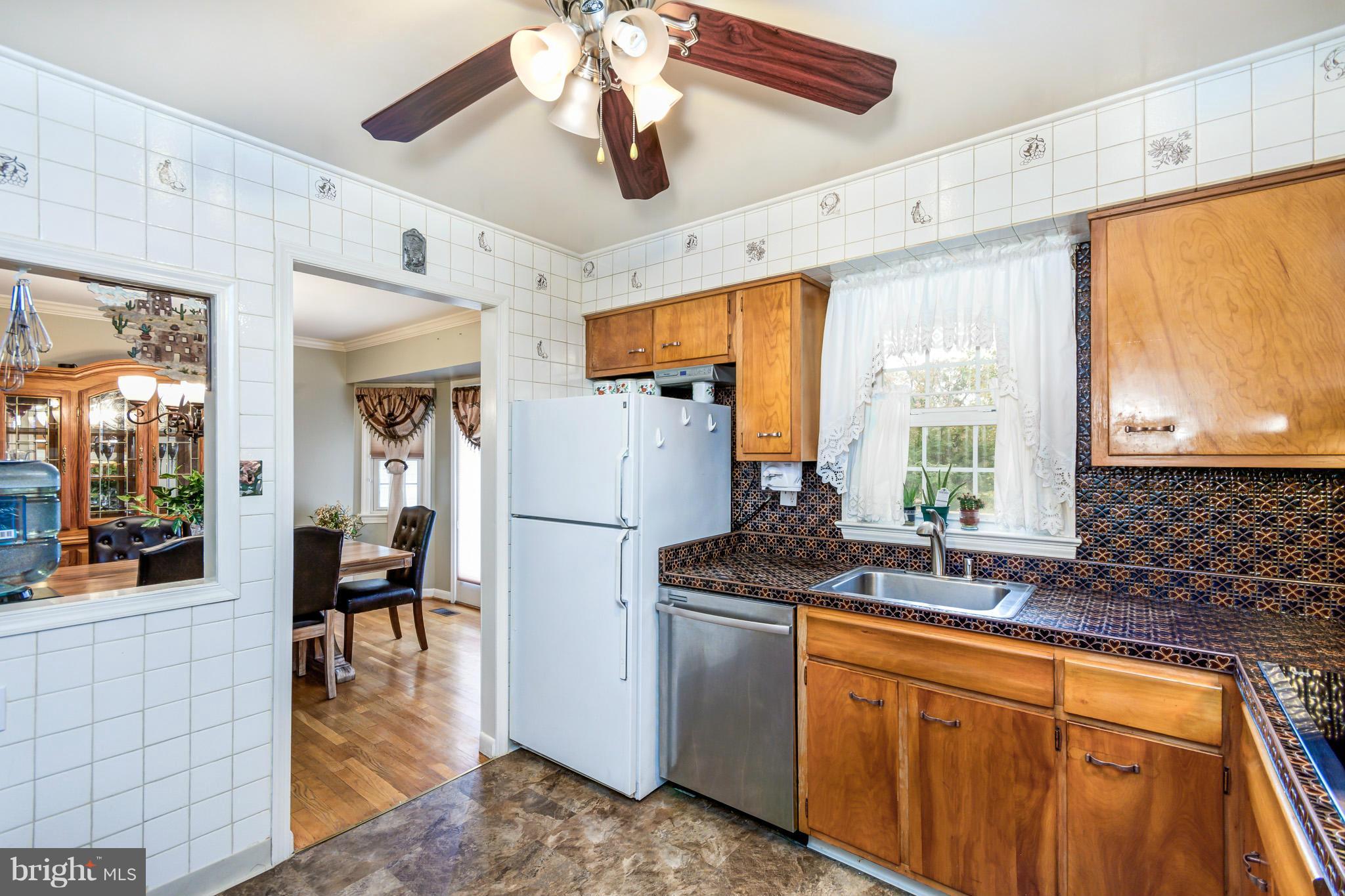 15317 Bond Mill Road Laurel, MD 20707 - Photo 8 of 30 Kitchen
